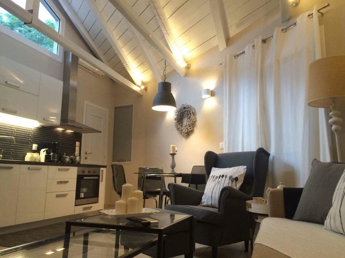 Meni Sweet Luxury Home Volos Buitenkant foto